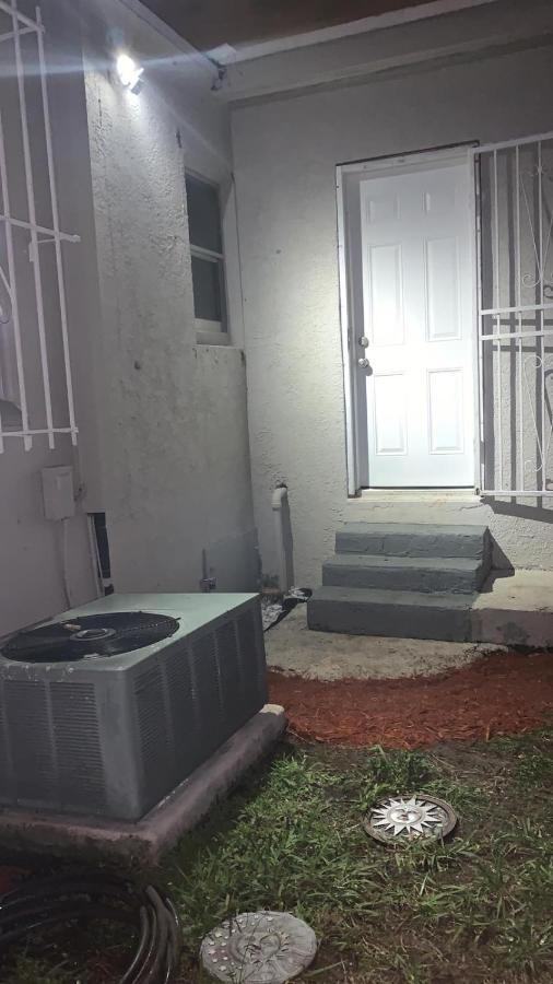 Cute, Cozy Mother-In-Law Suite In The Heart Of Miami Esterno foto